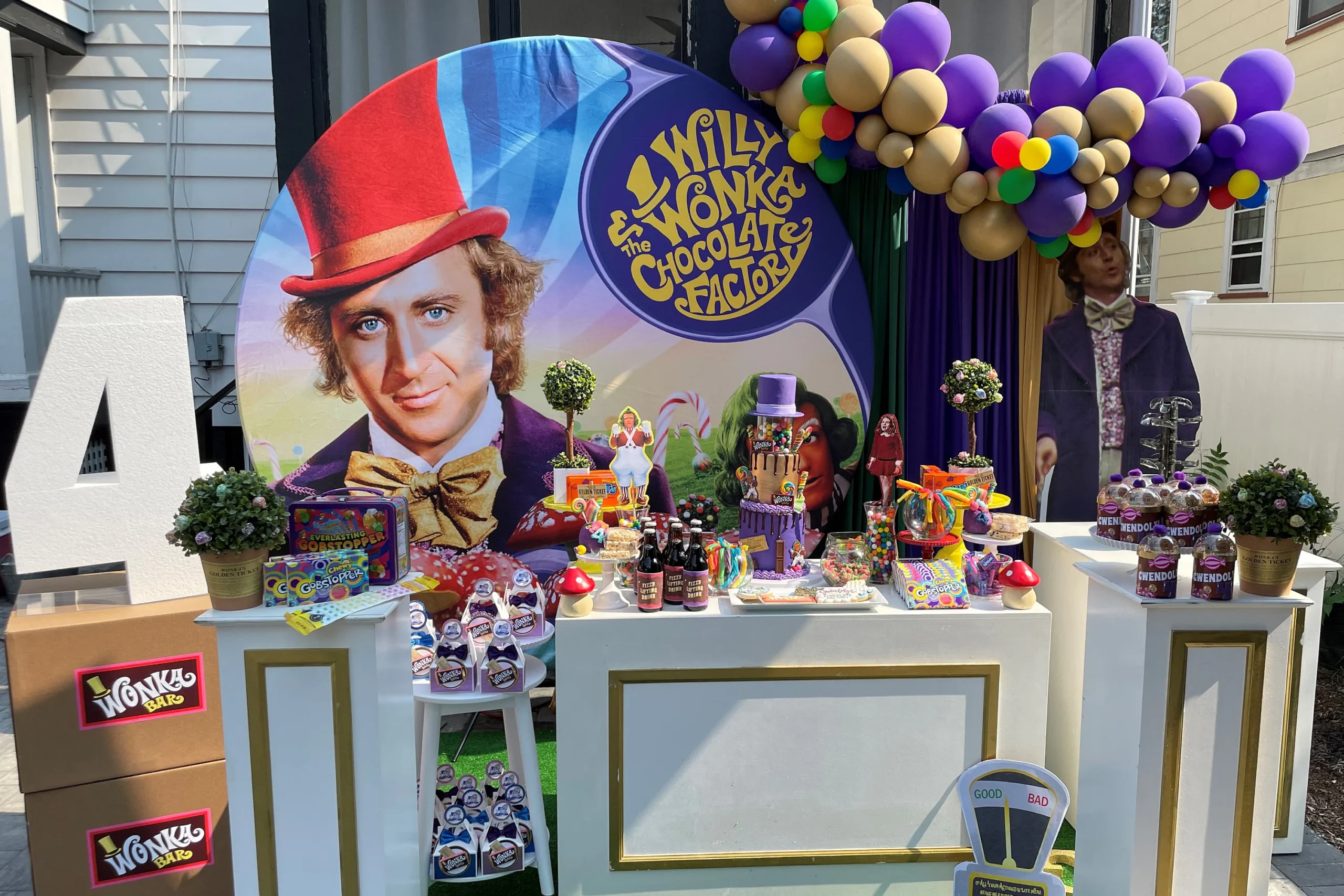 Wonka themed chocolate bars for party favors